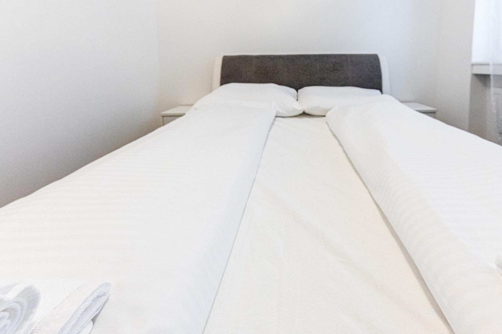 וינה Central & Affordable By Jr City Apartments מראה חיצוני תמונה